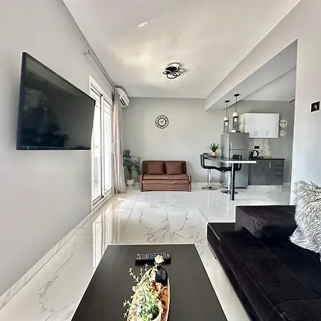 アパート Darias Lux テッサロニキ